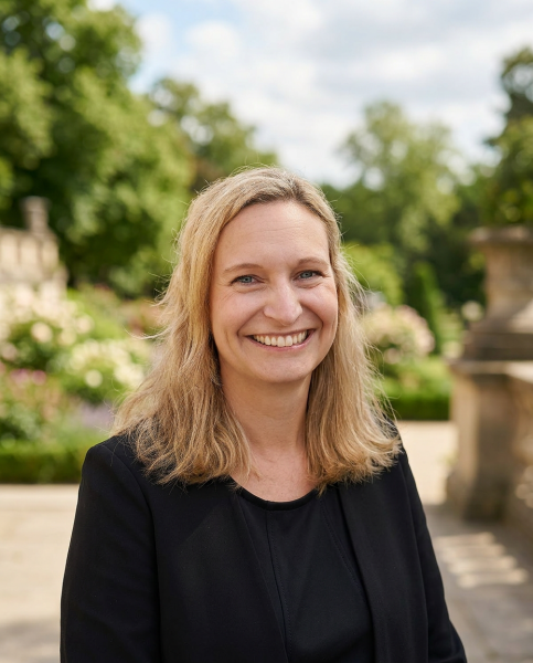 Yvonne Gabler, MD, Sixt van & truck